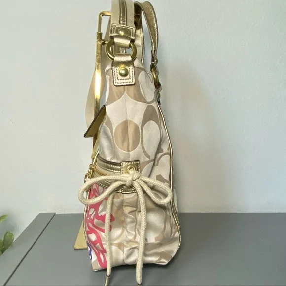 Coach Poppy Signature Daisy Tote in Gold Multicolor Floral Print - Picture 4 of 10